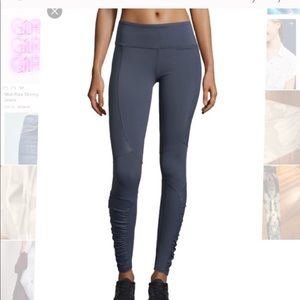 Alo runway ruched legging